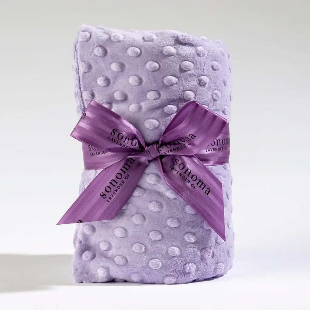 If you're looking for a natural way to ease muscle pain or relieve tension headaches, a lavender microwave heating pad may be the perfect solution. 