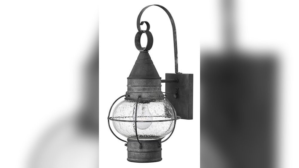 Best Outdoor Lights for Cape Cod Style House​